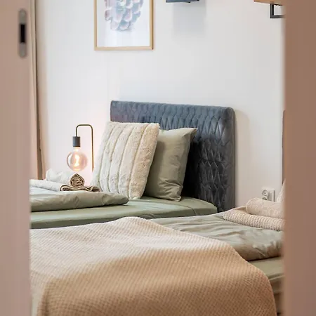 Sniezne Kotly Ostoja Parku Narodowego Sklářská Poruba